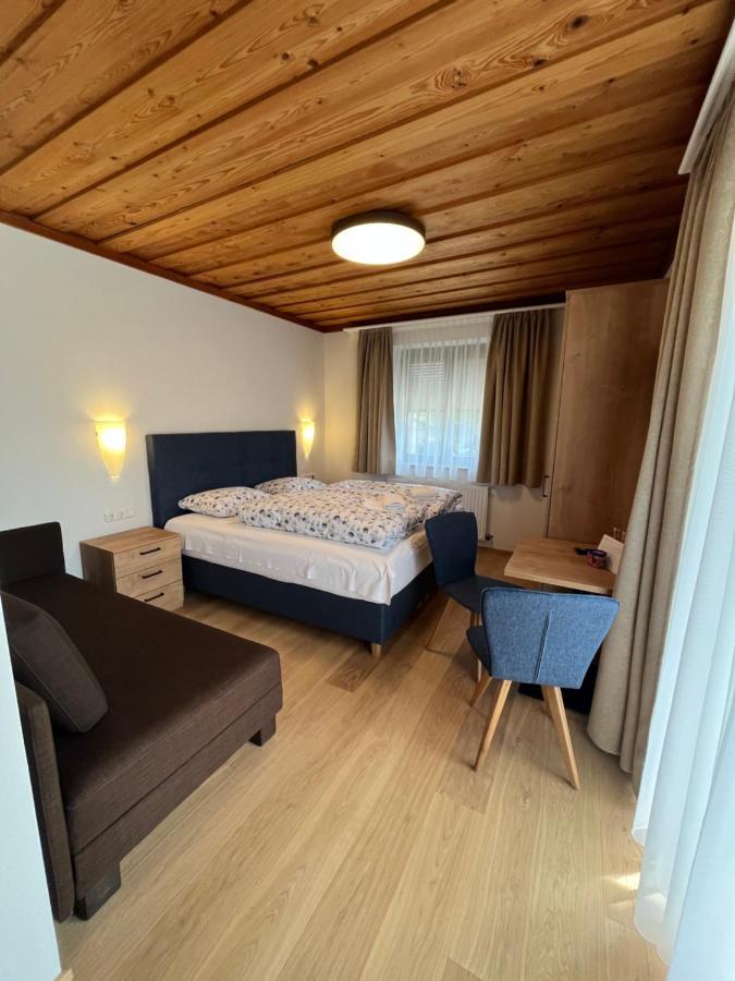 Pension Sommerauer Hallein Exterior foto
